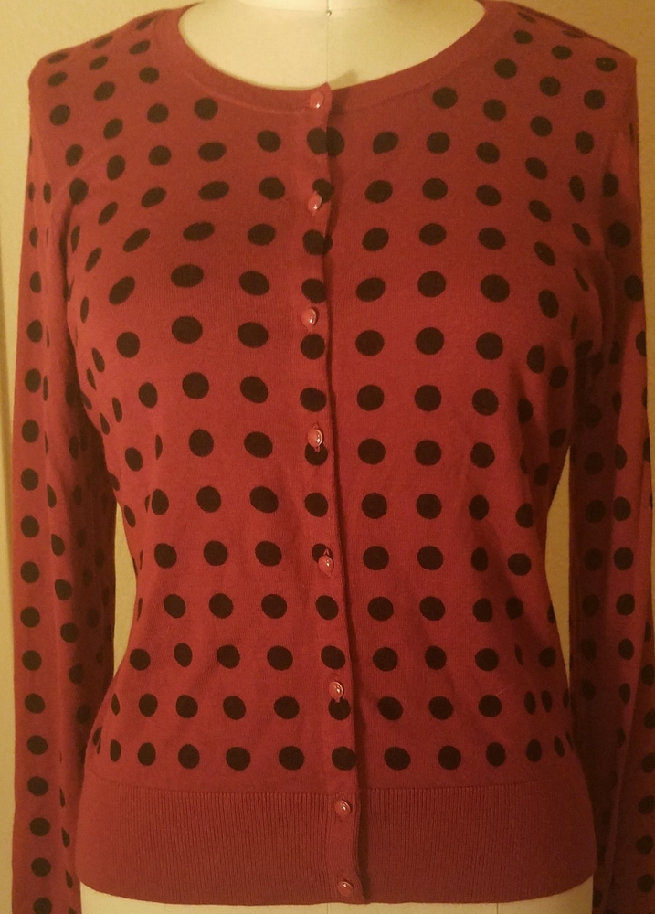 HALOGEN Maroon Polkadot Button-Up Cardigan